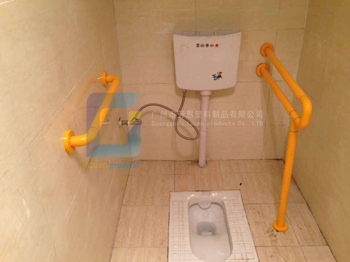【廣東深圳】又一批衛(wèi)生間扶手出貨，衛(wèi)生間扶手為何如此受歡迎