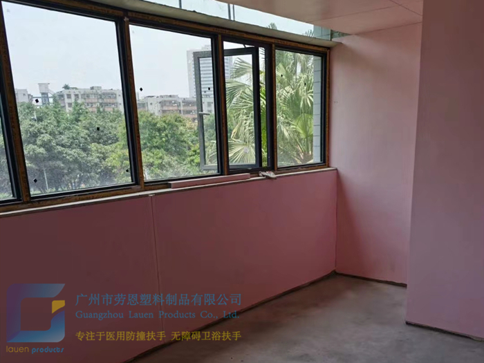 【廣東廣州】墻面亞克力板與抗菌樹脂板——墻面板裝修應該怎么選？