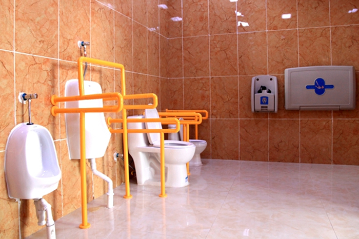 青海旅游實施“廁所革命”，衛(wèi)生間扶手凸顯檔次