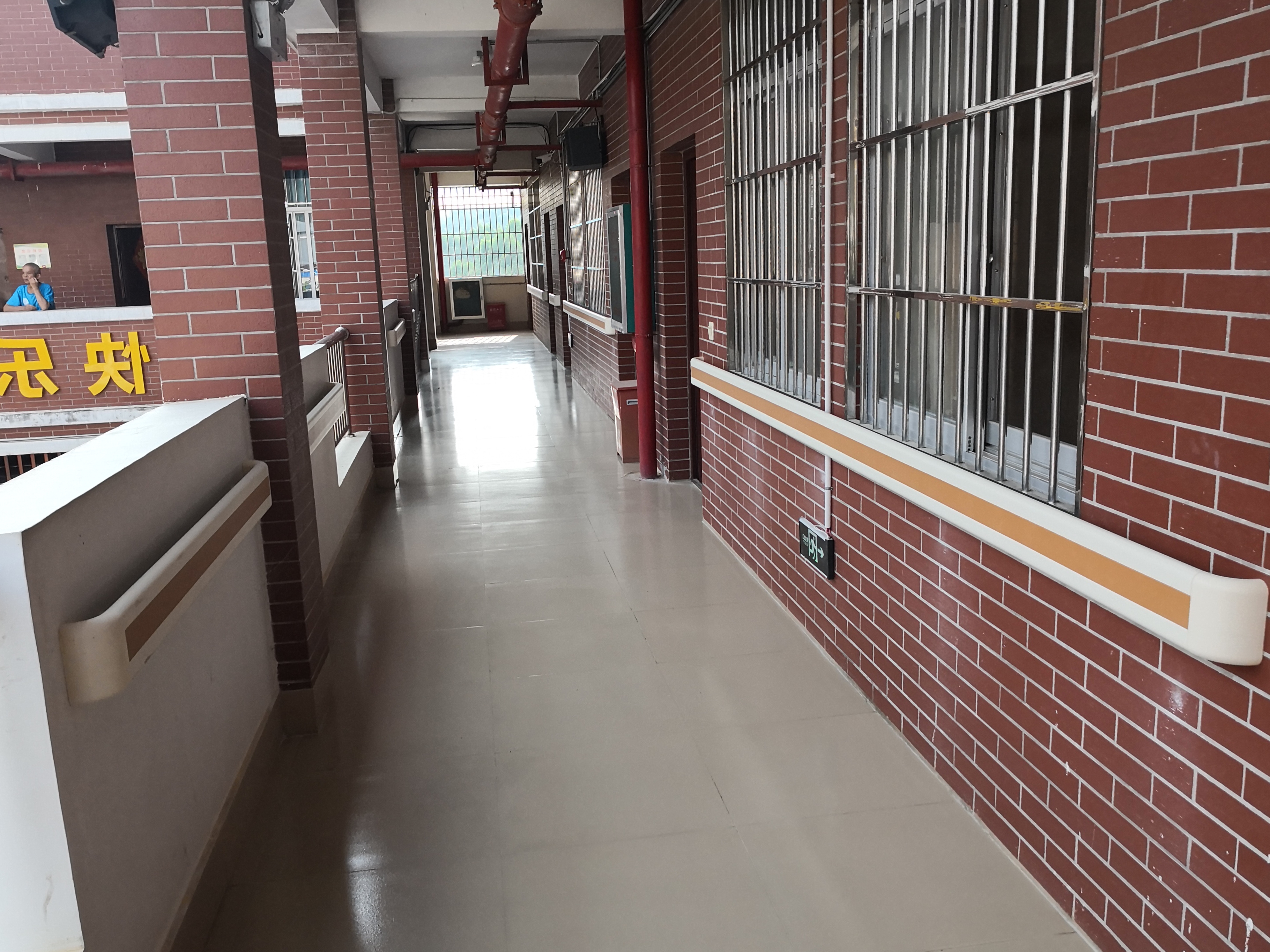 醫(yī)用防撞扶手的優(yōu)點(diǎn)有哪些呢? 安裝防撞扶手的流程是什么？