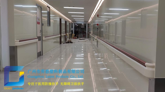 【廣東廣州】防撞扶手是用什么材料生產(chǎn)的？它的特點是什么？