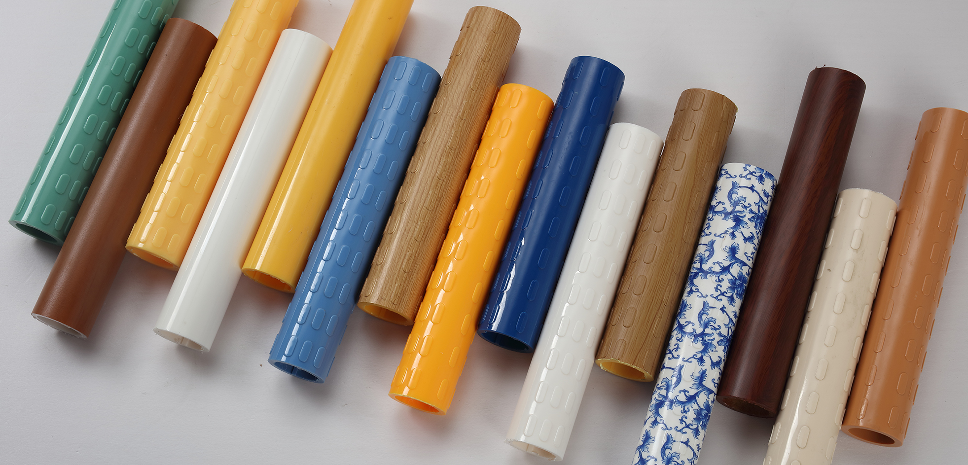 為老人選安全扶手，哪種扶手不能選？