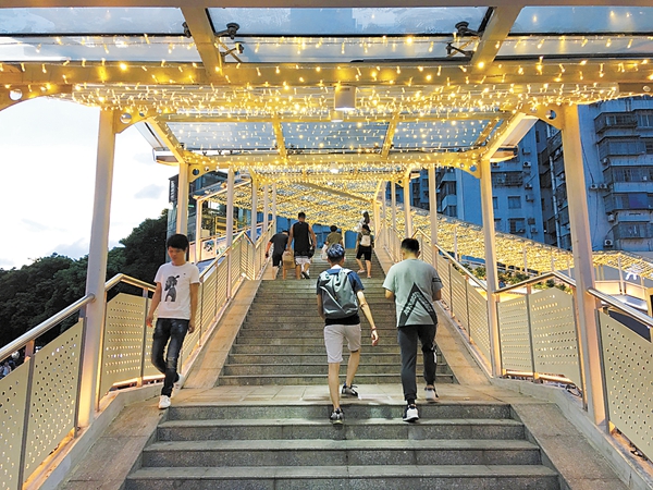 60%的摔倒發(fā)生在老人身上：為了防止老人摔倒，注意細(xì)節(jié)是關(guān)鍵！