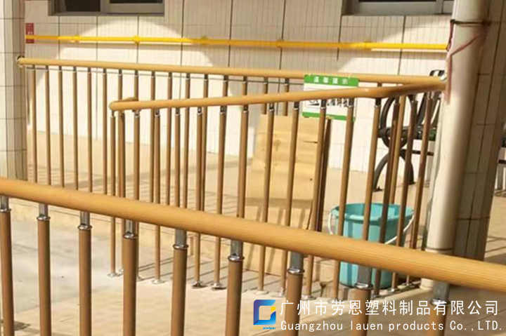 【佛山順德】無(wú)障礙坡道扶手，讓殘障老人們的出入更安全！